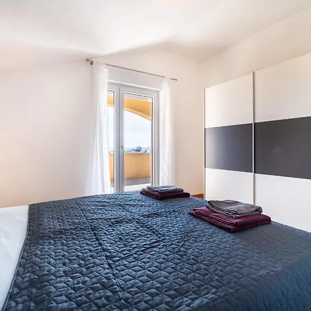 Cozy In With Wifi * Sukošan