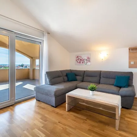 Stunning In With Kitchen Sukosan